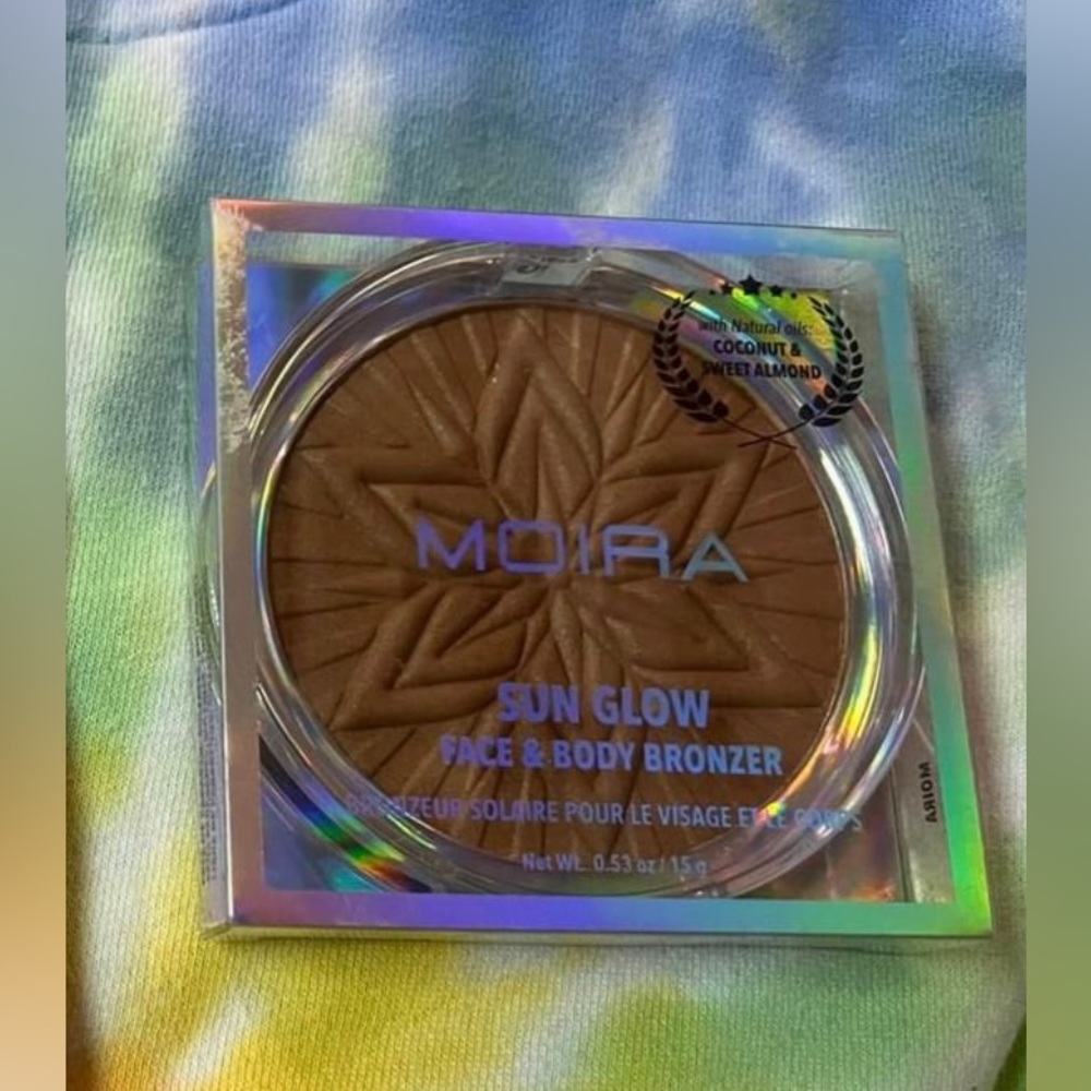 MOIRA Sun Glow Face & Body Bronzer - Tan Lines